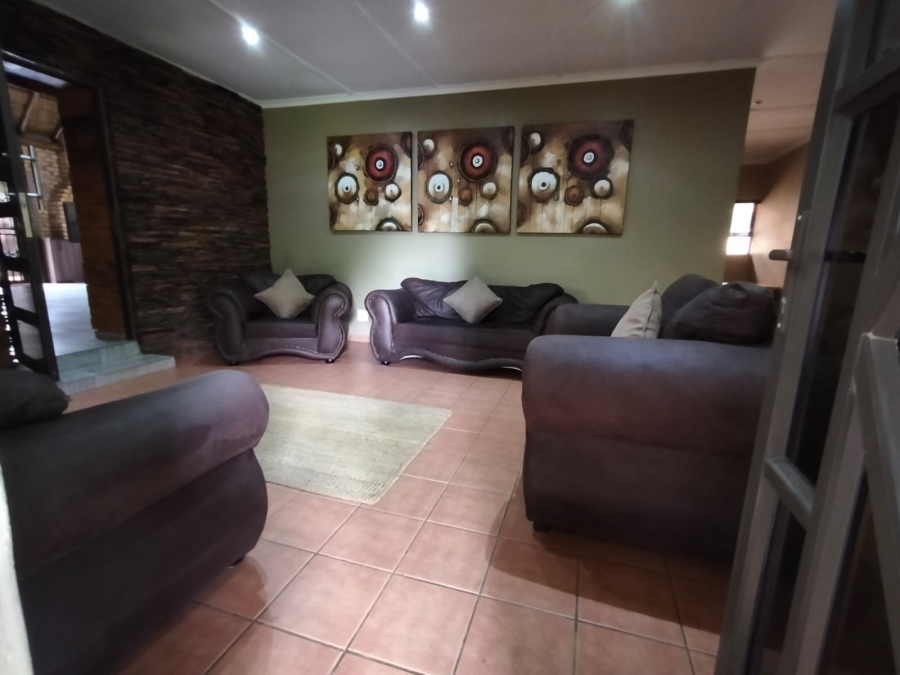 3 Bedroom Property for Sale in Protea Park North West